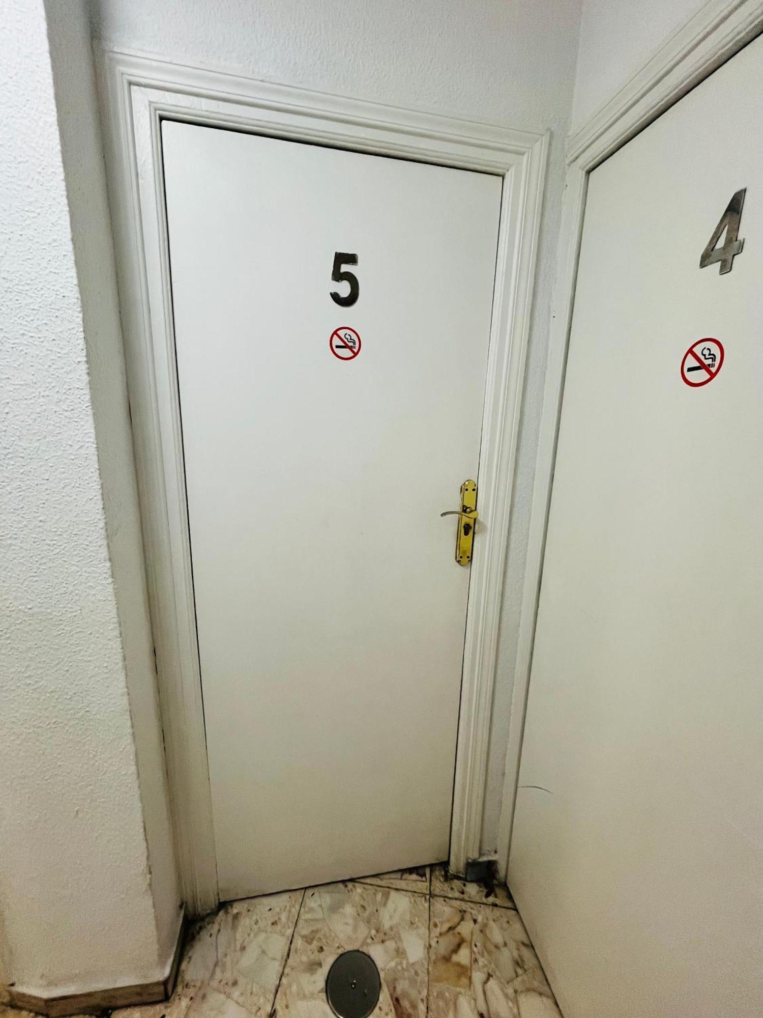 马德里 里维拉旅馆酒店 外观 照片